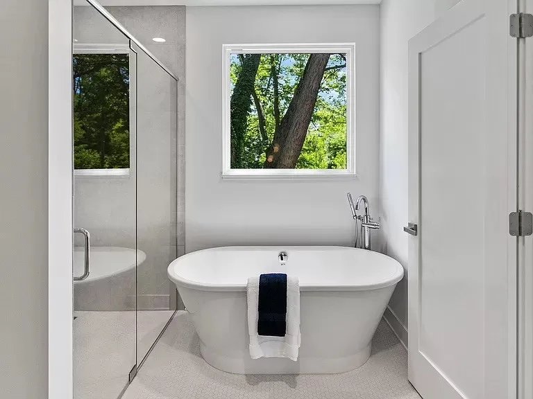 Contemporary Country House by North Cove Builders - Photo 11