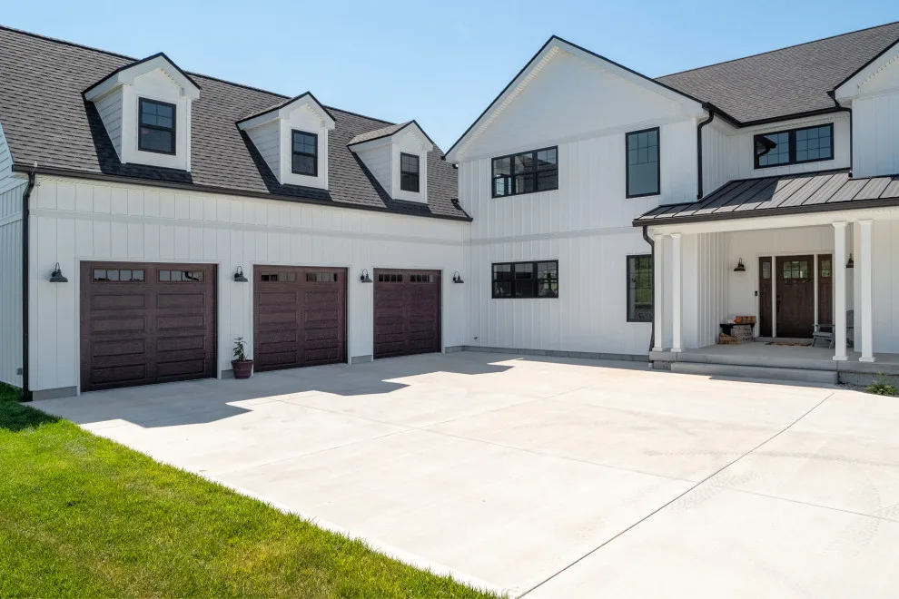 Contemporary Farmhouse | Villa Ridge, MO by Stockell Custom Homes & Construction - Photo 20
