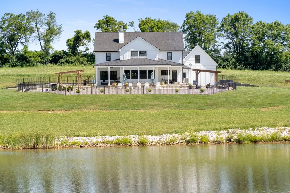 Contemporary Farmhouse | Villa Ridge, MO by Stockell Custom Homes & Construction - Photo 3