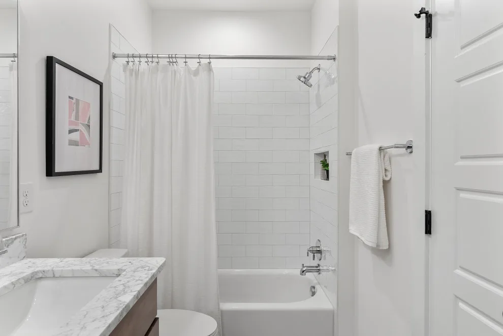 Contemporary Design, Comfortable Utility by Keel Custom Homes - Photo 12
