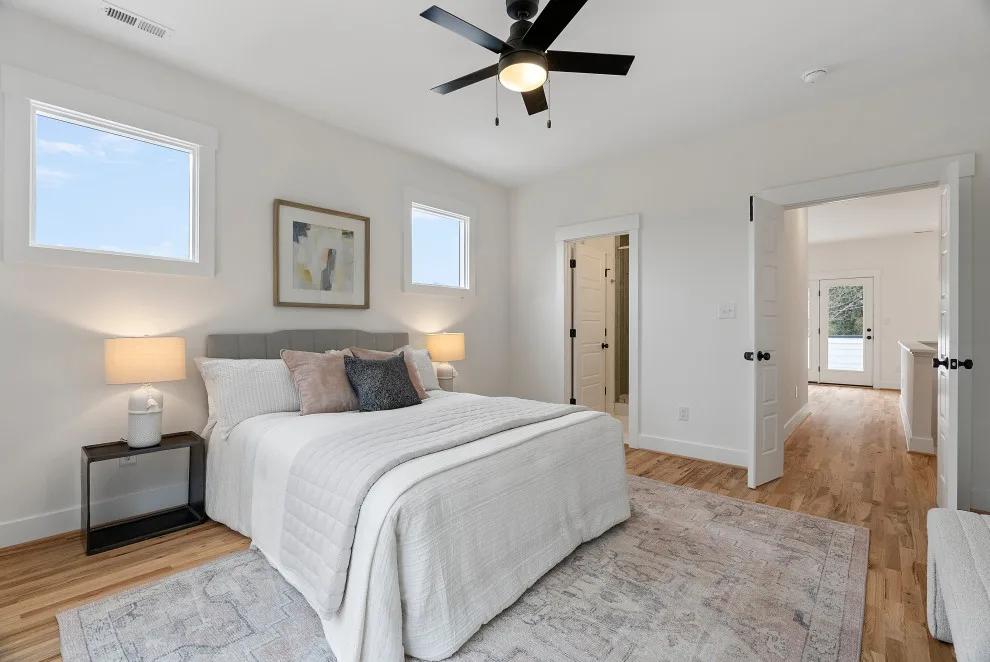 Contemporary Design, Comfortable Utility by Keel Custom Homes - Photo 14