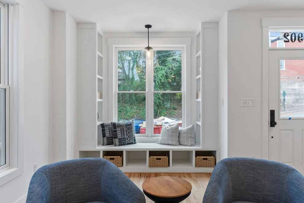 Contemporary Design, Comfortable Utility by Keel Custom Homes - Photo 13