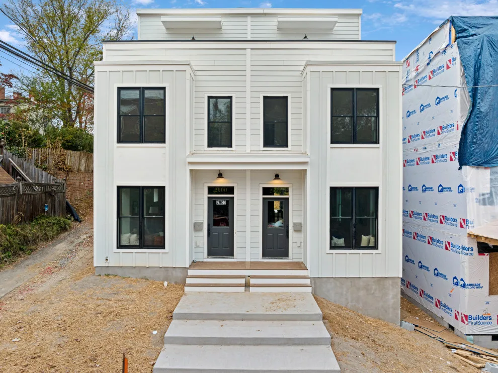 Contemporary Design, Comfortable Utility by Keel Custom Homes - Photo 7