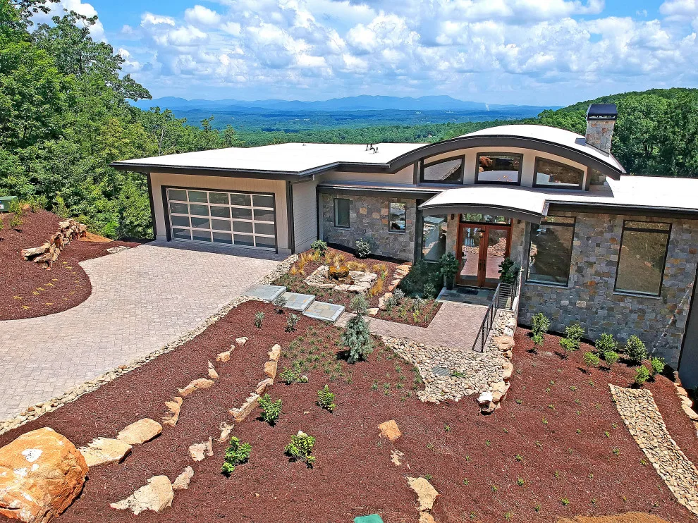 Contemporary Residence in Greenville, SC by Dillard-Jones Builders, LLC - Photo 16