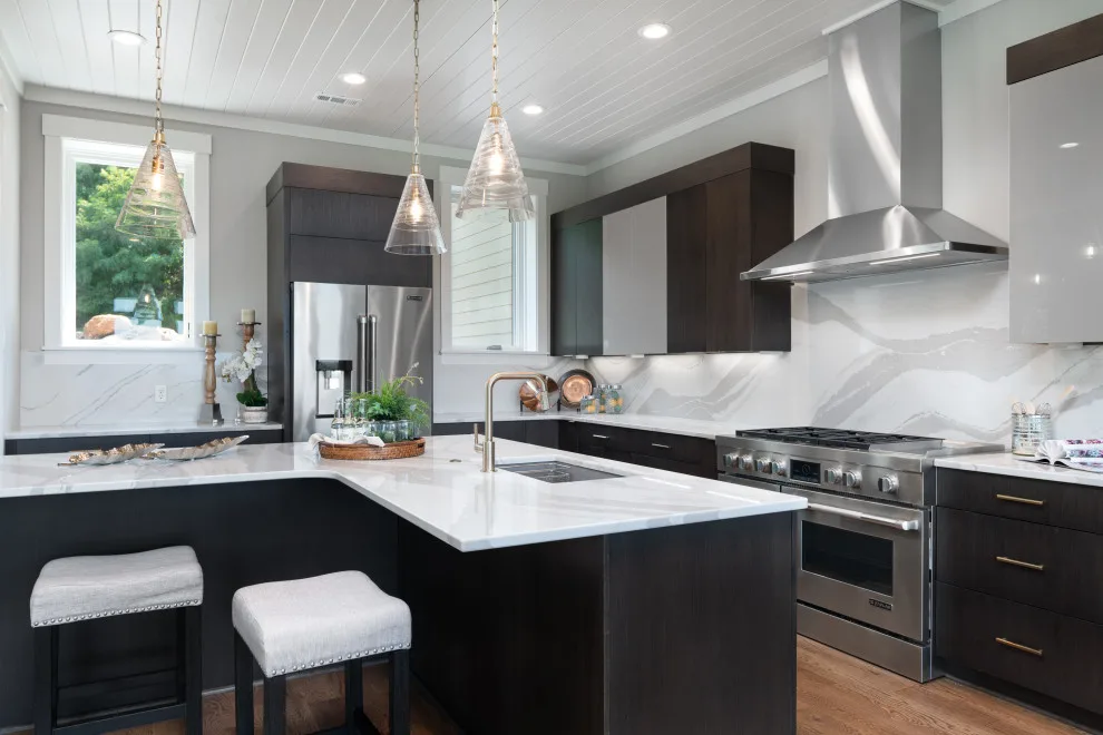 Contemporary Residence in Greenville, SC by Dillard-Jones Builders, LLC - Photo 10
