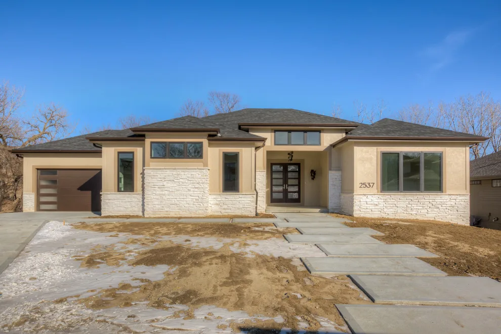 Contemporary Kingsboro Tailored Ranch by Landmark Performance Homes - Photo 7