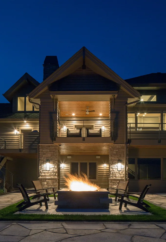 Contemporary Lakeside Residence by Curt Hofer & Associates - Photo 17