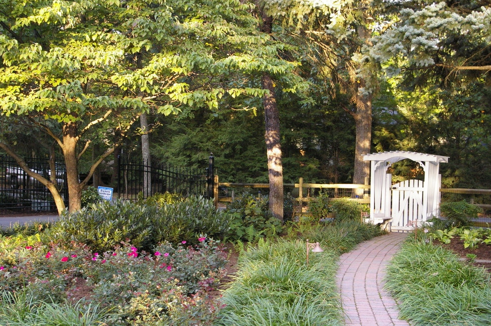 Colonial Gardens by LandArt Associates, LLC. - Photo 18