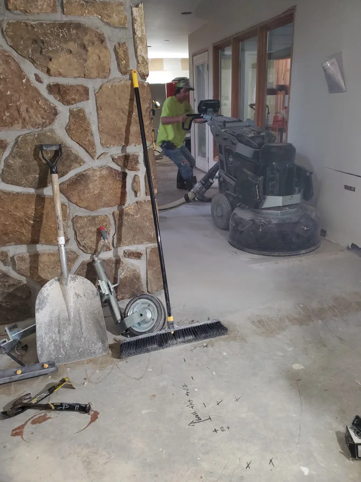 Contemporary Revamp 2022 by Infinity Construction, Llc. - Photo 28
