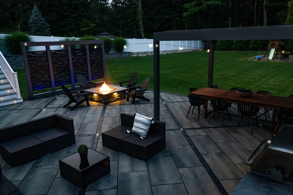 Rockland Full patio by Amazing Garden & Construction - Photo 5