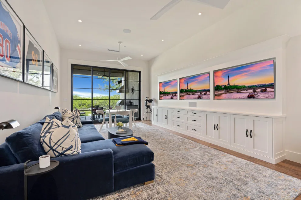 Contemporary Residence in Cordillera Ranch by Garner Homes - Photo 2