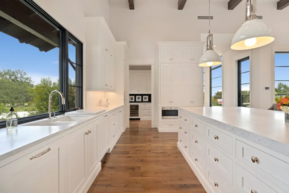 Contemporary Residence in Cordillera Ranch by Garner Homes - Photo 17