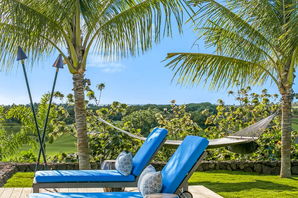 Coastal Haven by Pu'uwai Design & Construction - Photo 6