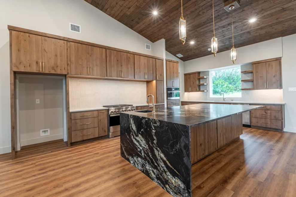 Genuine Custom Homes - Photo 3