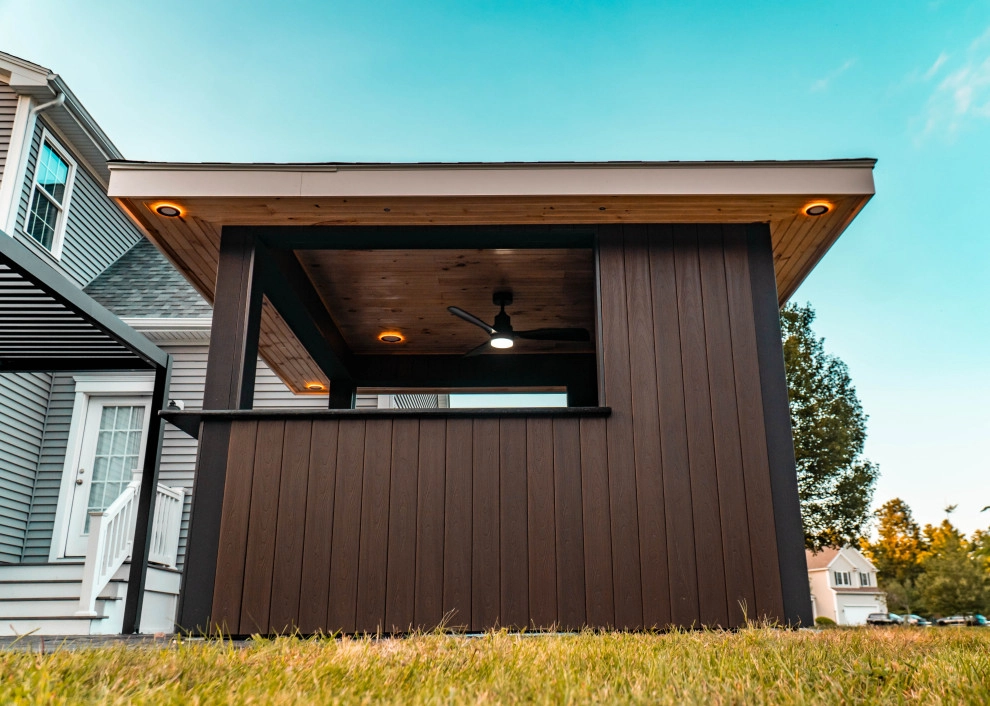 Custom Outdoor Bar by Amazing Garden & Construction - Photo 4