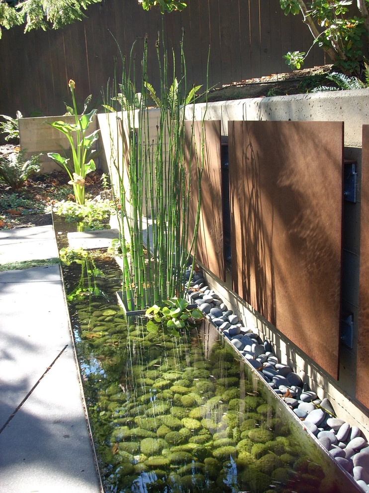 Modern Garden by LandCurrent Landscape Architects - Photo 3
