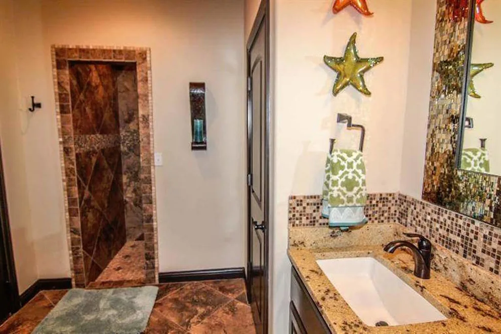 Muleshoe Interior Designs by 3 Bar Custom Homes LLC - Photo 2