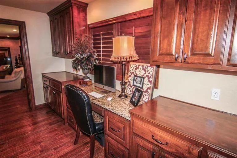 Muleshoe Interior Designs by 3 Bar Custom Homes LLC - Photo 10