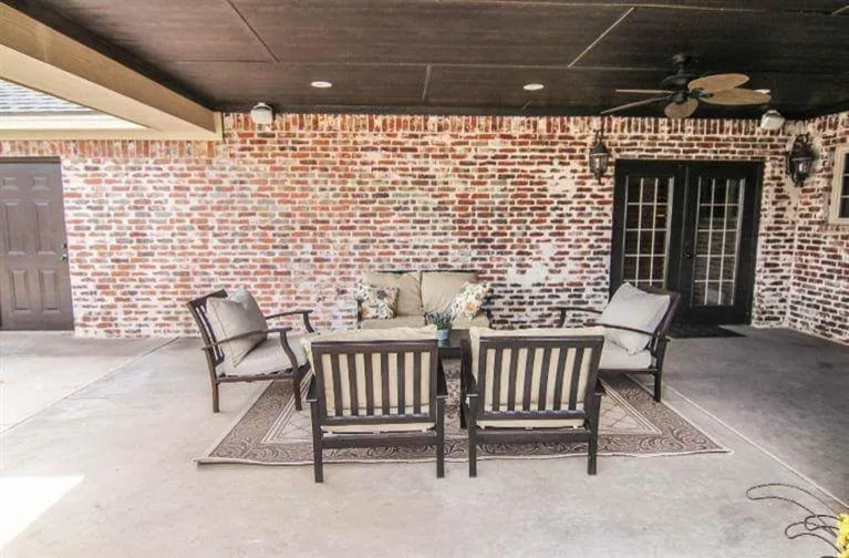 Muleshoe Outdoor Areas by 3 Bar Custom Homes LLC - Photo 3