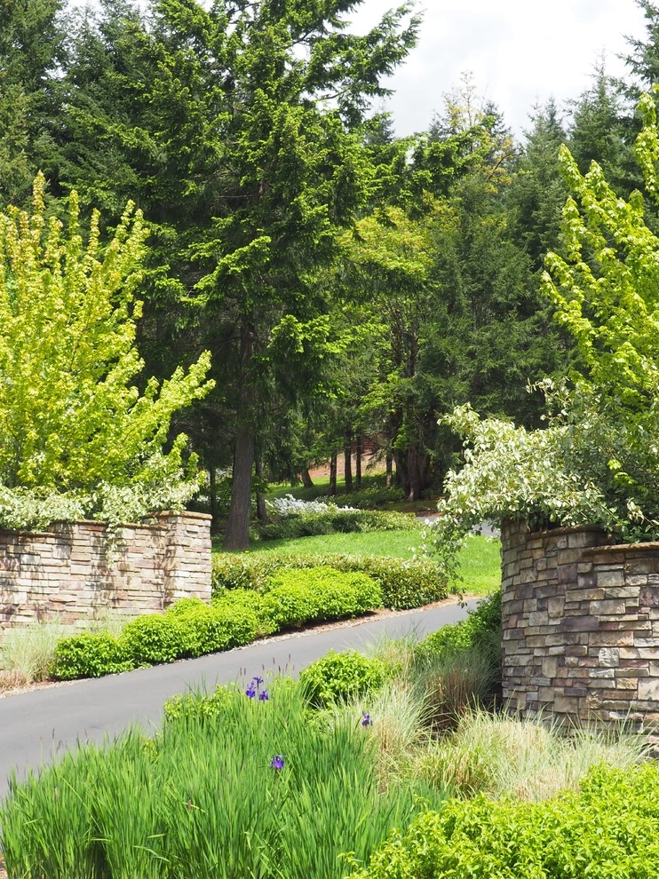 Oregon City Estate Landscape by LandCurrent Landscape Architects - Photo 6