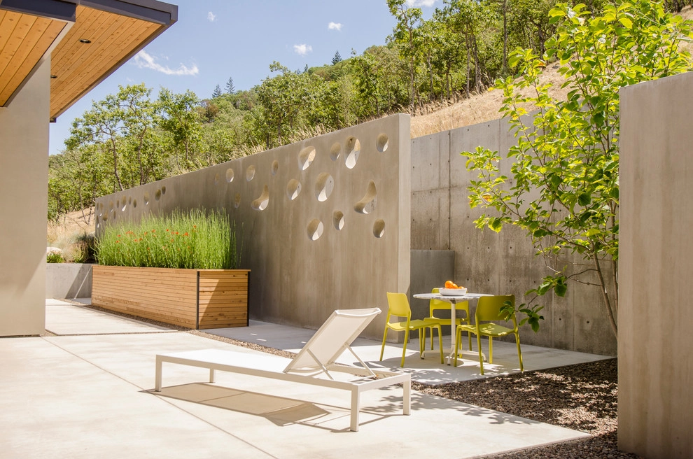 FineLine Custom Home by LandCurrent Landscape Architects - Photo 7