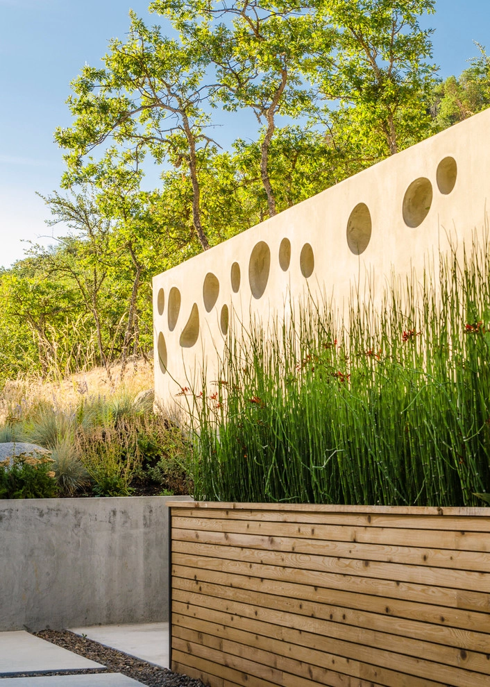 FineLine Custom Home by LandCurrent Landscape Architects - Photo 16
