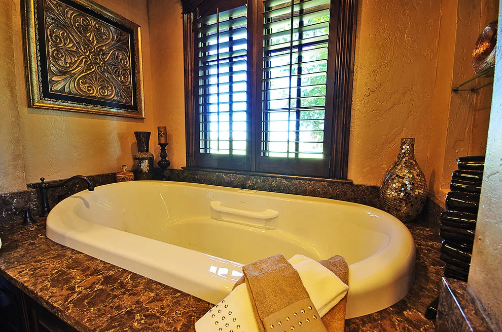 Monett - Complete Home Renovation by Doug Pitts Construction - Photo 2