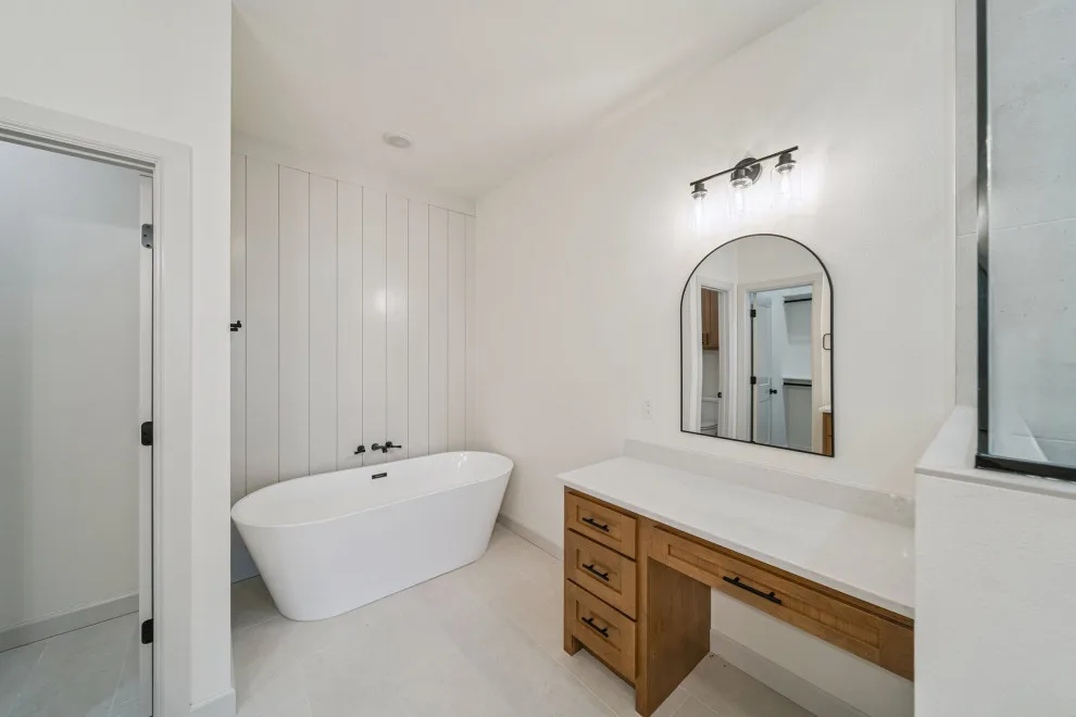 Bespoke Home Mounds Oklahoma by Mahogany Homes - Photo 41