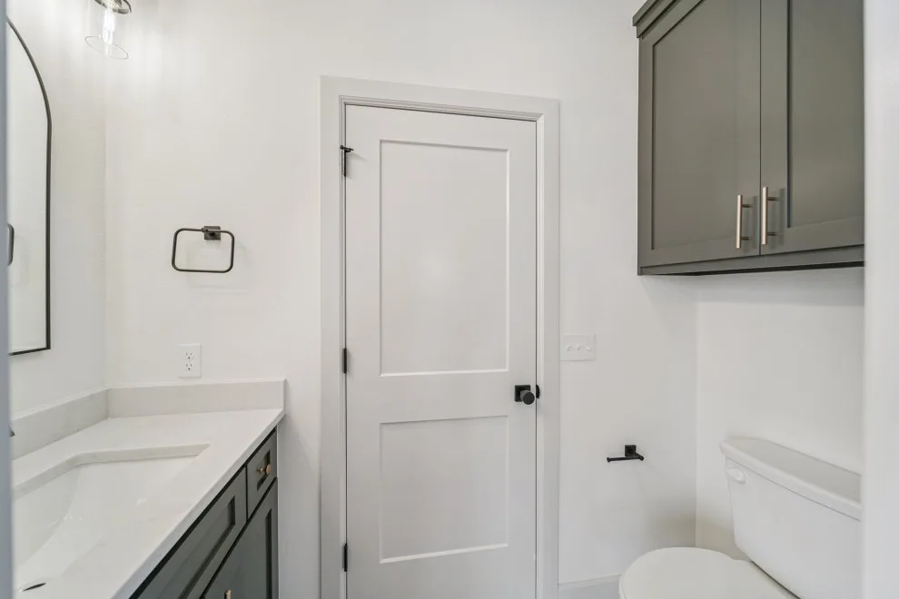 Bespoke Home Mounds Oklahoma by Mahogany Homes - Photo 17