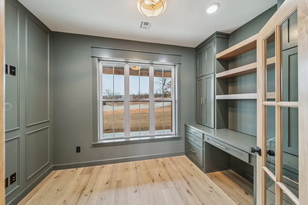 Bespoke Home Mounds Oklahoma by Mahogany Homes - Photo 23