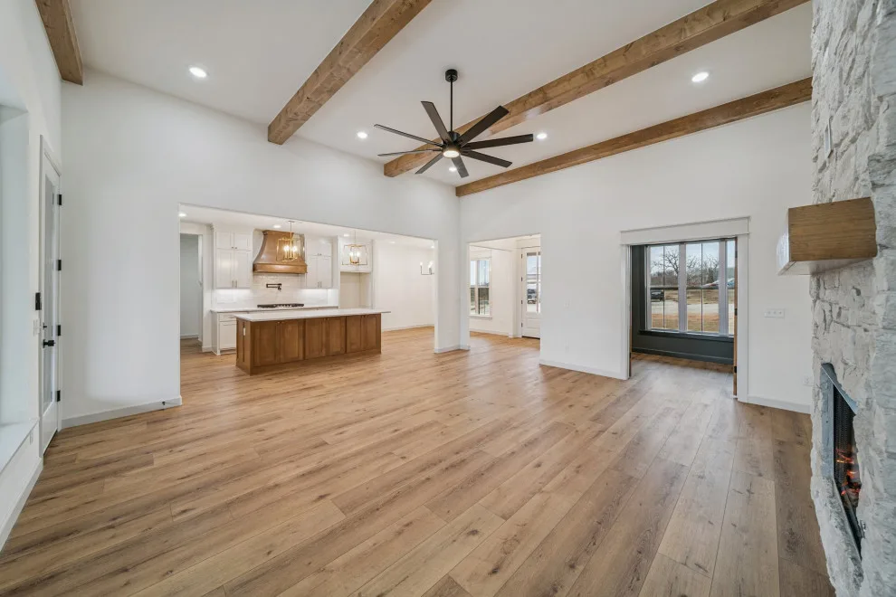 Bespoke Home Mounds Oklahoma by Mahogany Homes - Photo 12