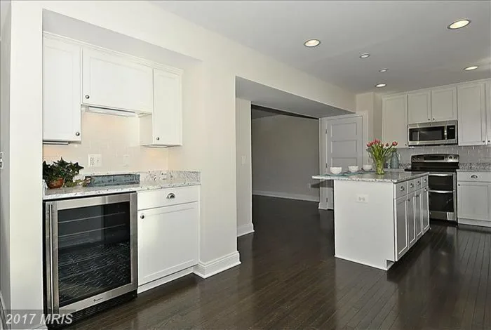 Mt. Alban Complete Home Makeover by Evergreen Building Group, LLC. - Photo 9