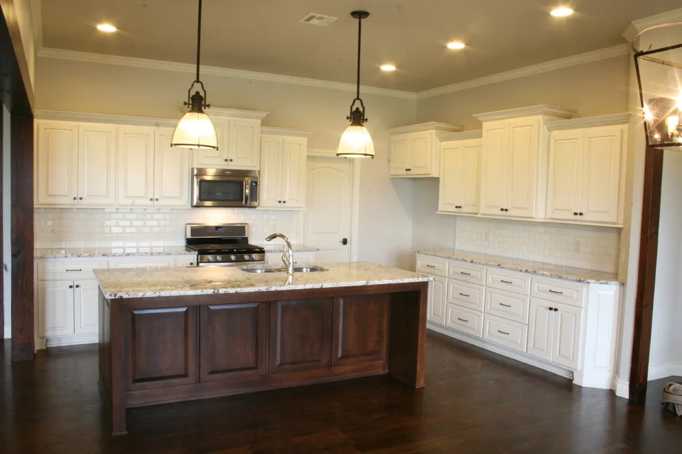 Vernon Residence by Edwards Custom Homes - Photo 4