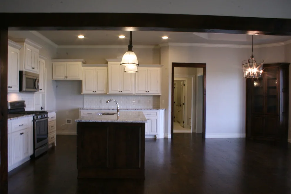 Edwards Custom Homes - Photo 6