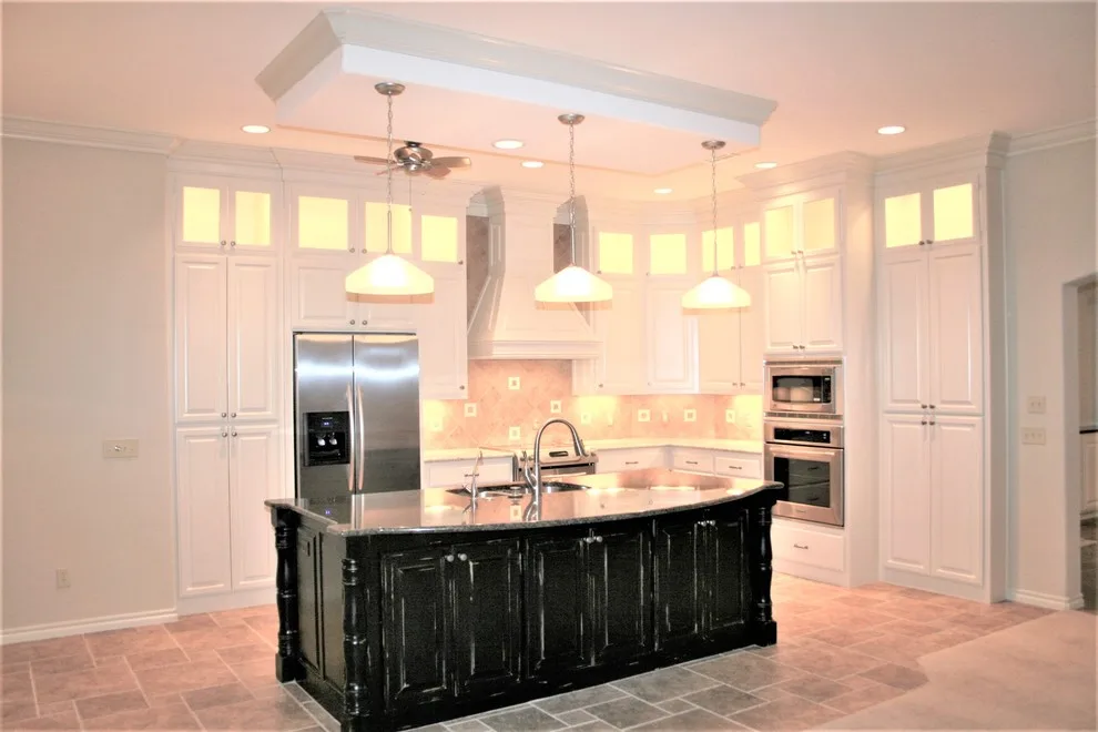 Edwards Custom Homes - Photo 2