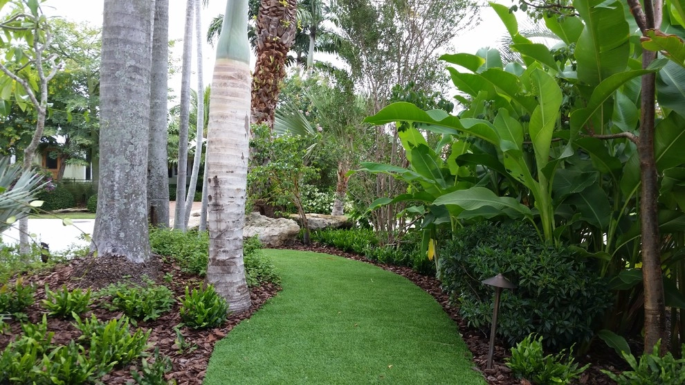 Fort Lauderdale Canal Residence by LandFluent Landscape Architecture - Photo 5