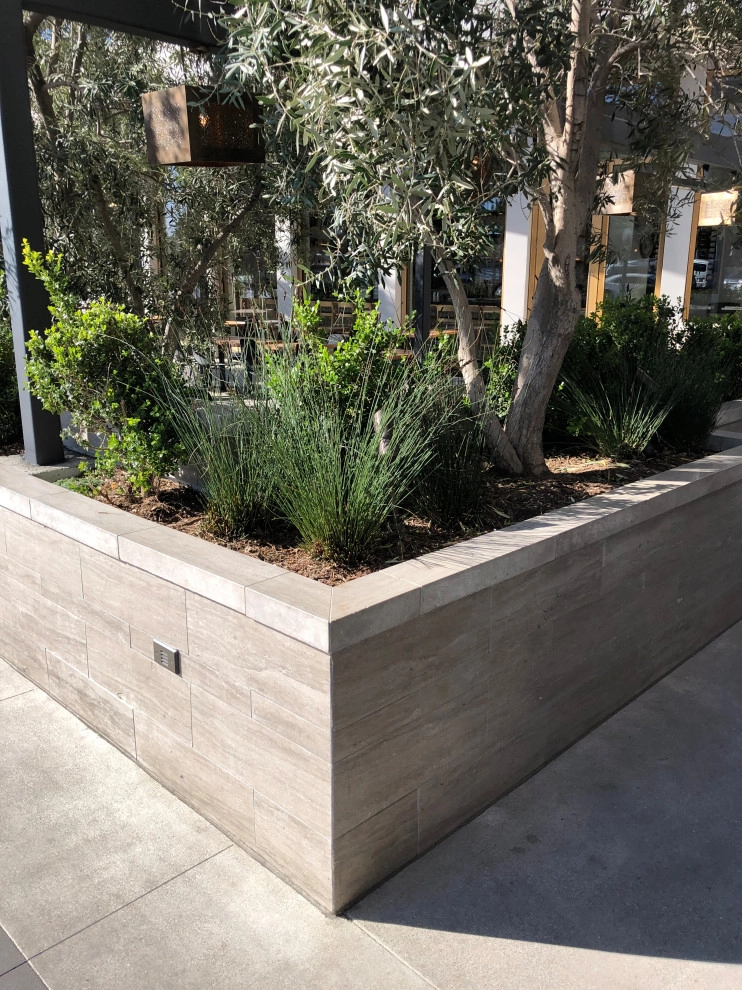 The Hall Restaurant by LandFluent Landscape Architecture - Photo 5