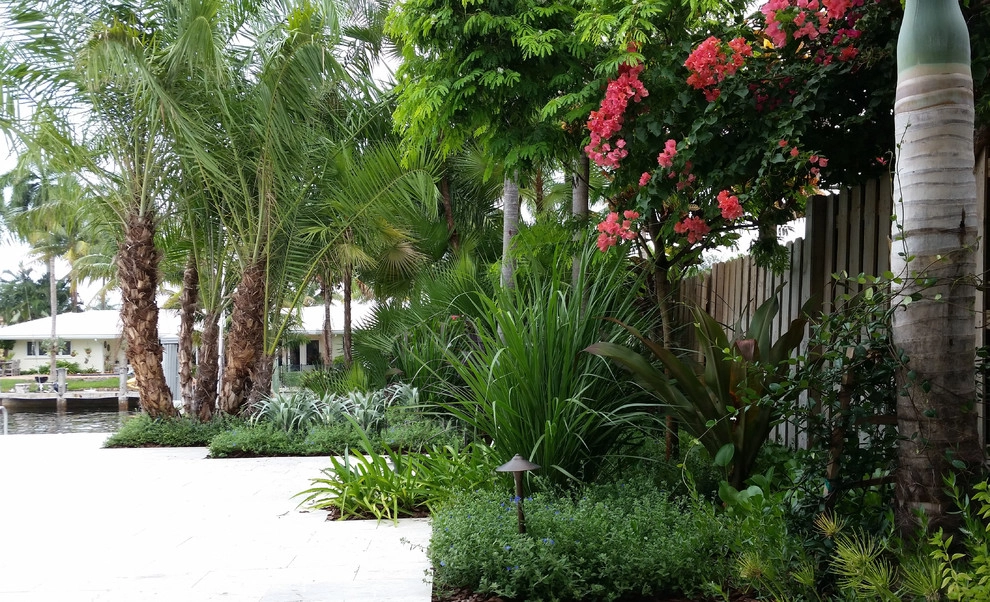 Fort Lauderdale Canal Residence by LandFluent Landscape Architecture - Photo 4