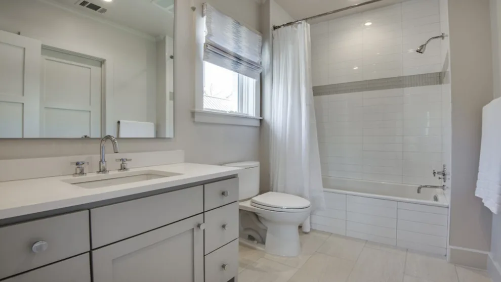 Transitional University Park Residence by Hawkins-Welwood Homes - Photo 3