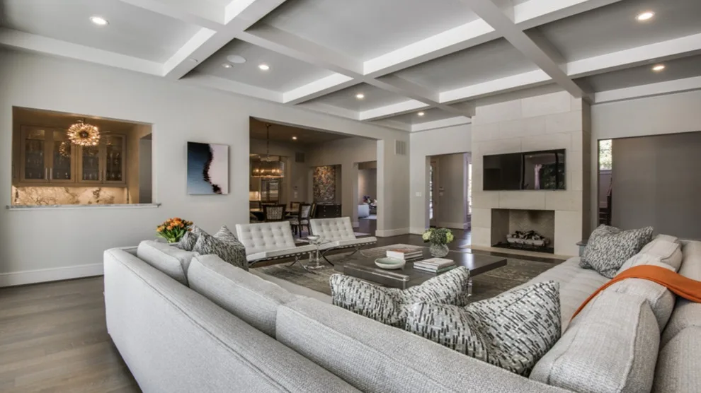 Transitional University Park Residence by Hawkins-Welwood Homes - Photo 31