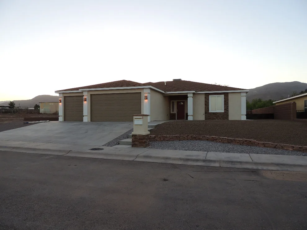 Scenic Homes LLC - Photo 14