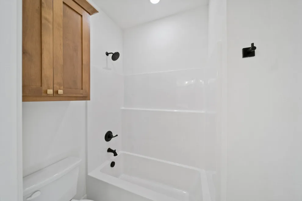 Bespoke Residence Inola Oklahoma by Mahogany Homes - Photo 16