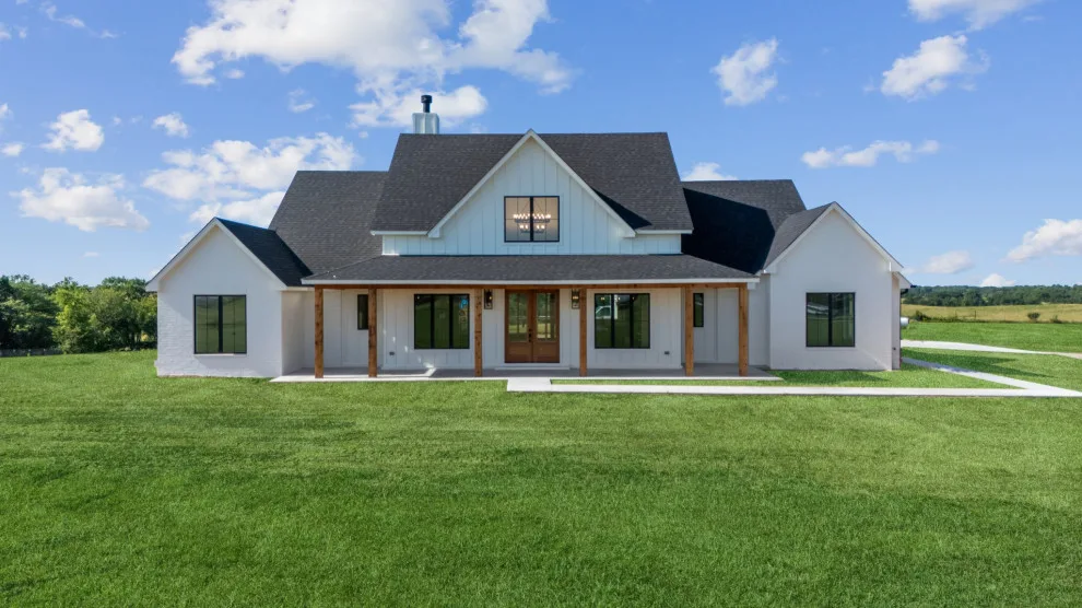 Bespoke Residence Inola Oklahoma by Mahogany Homes - Photo 28