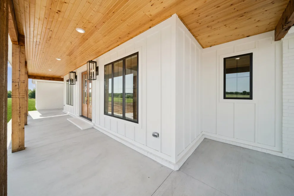 Bespoke Residence Inola Oklahoma by Mahogany Homes - Photo 5