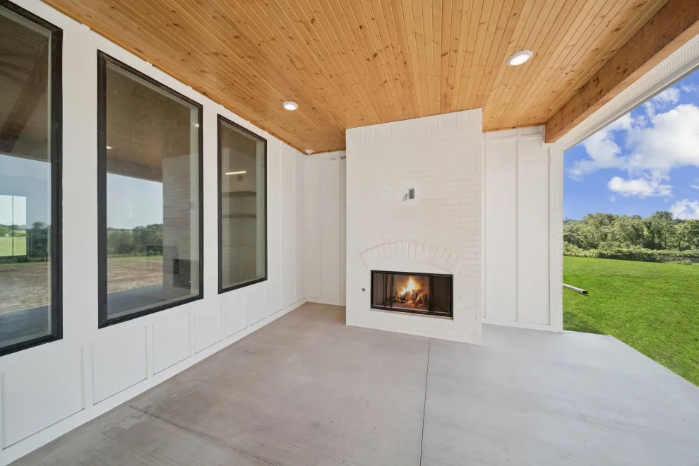Bespoke Residence Inola Oklahoma by Mahogany Homes - Photo 12