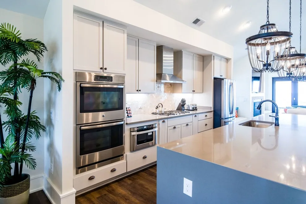 Nags Head • Opulent Seaside • Atlantic Zephyr by SAGA Realty & Construction - Photo 4
