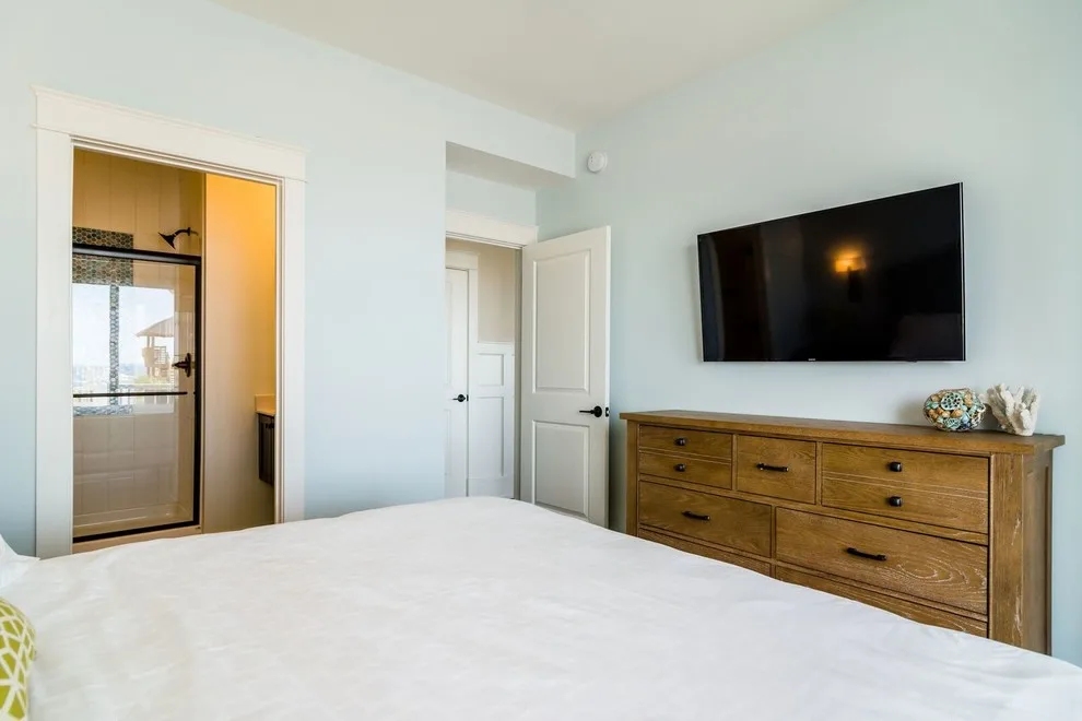Nags Head • Opulent Seaside • Atlantic Zephyr by SAGA Realty & Construction - Photo 42