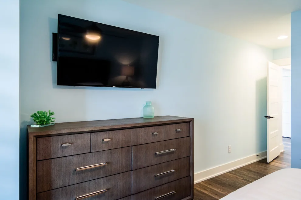 Nags Head • Opulent Seaside • Coastal Gem by SAGA Realty & Construction - Photo 4
