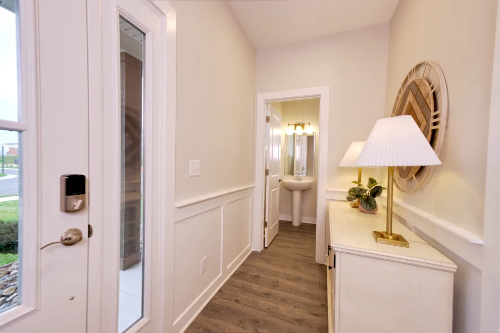 Contemporary National | Bentley Point Highlands by Jagoe Homes Inc. - Photo 4