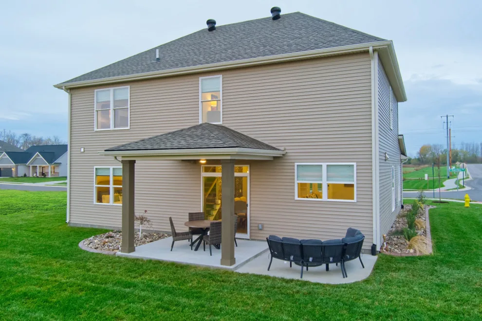 Contemporary National | Bentley Point Highlands by Jagoe Homes Inc. - Photo 28
